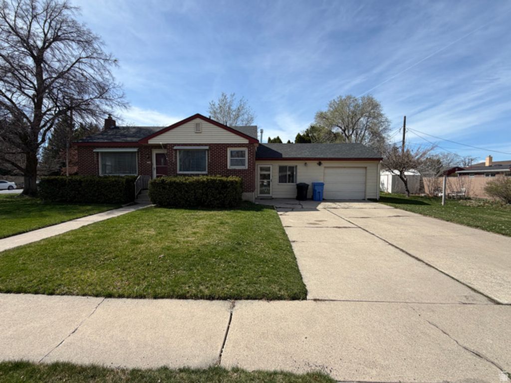Image 1 of property listing at 909 EVERGREEN DR, Logan, UT 84321