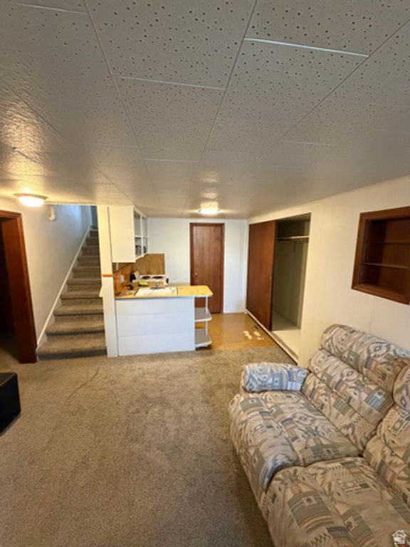 Image 15 of property listing at 909 EVERGREEN DR, Logan, UT 84321