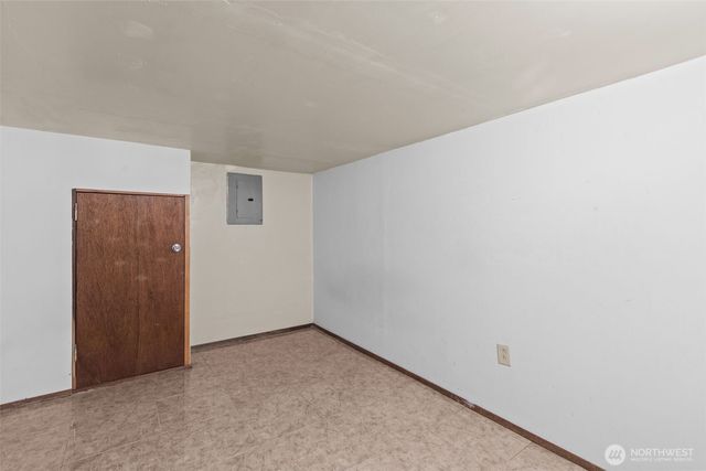 2010 NE 54th Street, Seattle, WA 98105