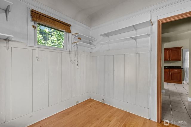 2010 NE 54th Street, Seattle, WA 98105