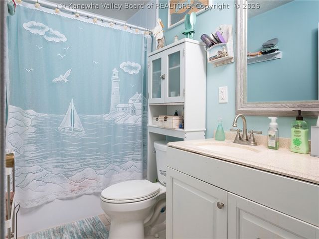 521 Dudding Avenue, Hurricane, WV 25526