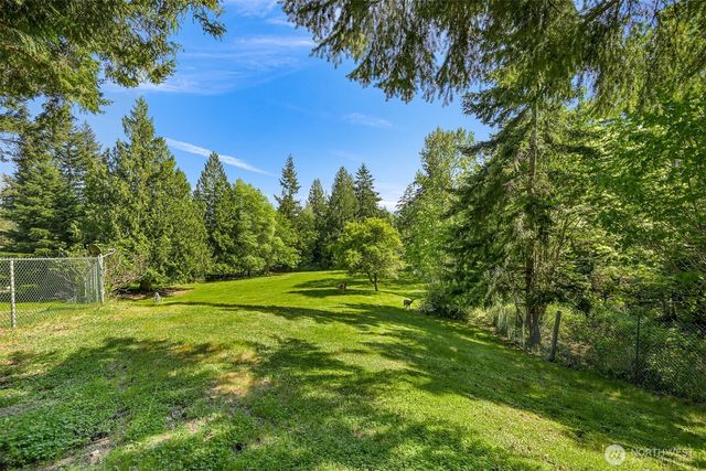 3337 Agate Heights Rd, Bellingham, WA 98226