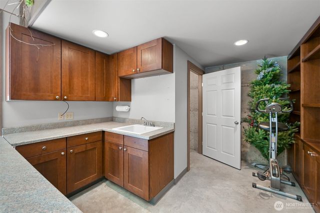 3337 Agate Heights Rd, Bellingham, WA 98226