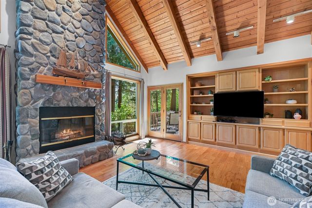 3337 Agate Heights Rd, Bellingham, WA 98226