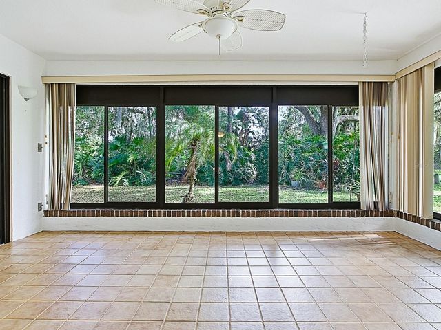 104 WATERWOOD DRIVE, Yalaha, FL 34797