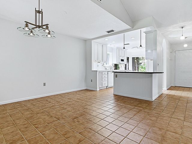 104 WATERWOOD DRIVE, Yalaha, FL 34797