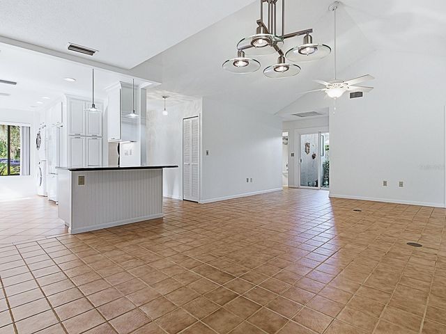 104 WATERWOOD DRIVE, Yalaha, FL 34797