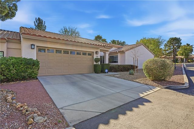 250 Garfield Drive, Henderson, NV 89074