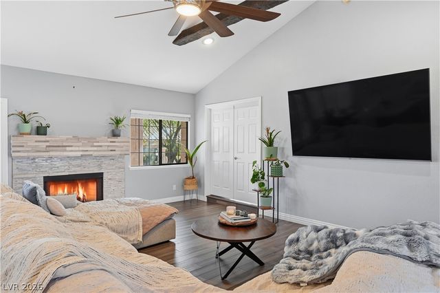 250 Garfield Drive, Henderson, NV 89074