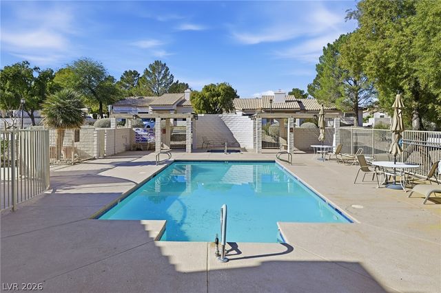 250 Garfield Drive, Henderson, NV 89074