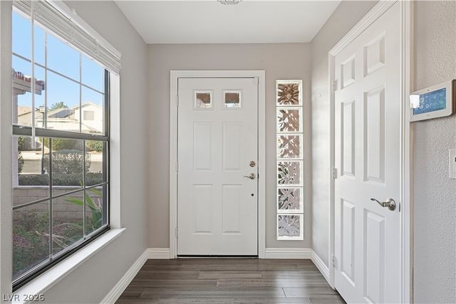 250 Garfield Drive, Henderson, NV 89074