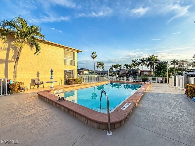 1304 Miramar ST 202, Cape Coral, FL 33904