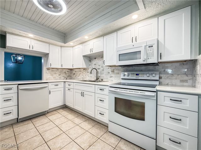 1304 Miramar ST 202, Cape Coral, FL 33904