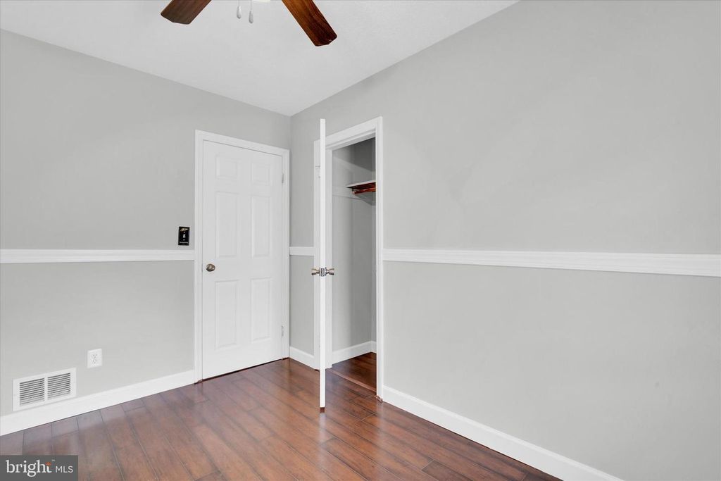 Image 25 of property listing at 125 RANGE RD, Glen Burnie, MD 21061