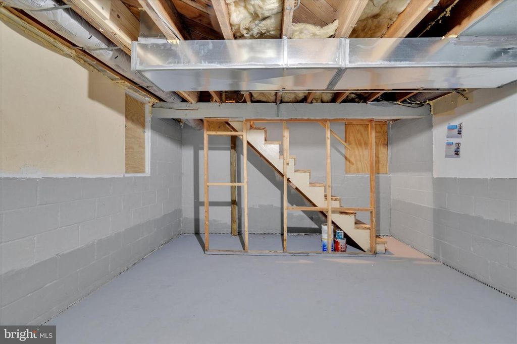 Image 30 of property listing at 125 RANGE RD, Glen Burnie, MD 21061