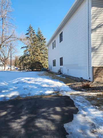 4041 Maureen Drive NE 103, Columbia Heights, MN 55421