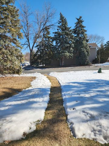 4041 Maureen Drive NE 103, Columbia Heights, MN 55421