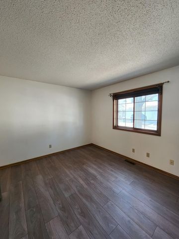 4041 Maureen Drive NE 103, Columbia Heights, MN 55421