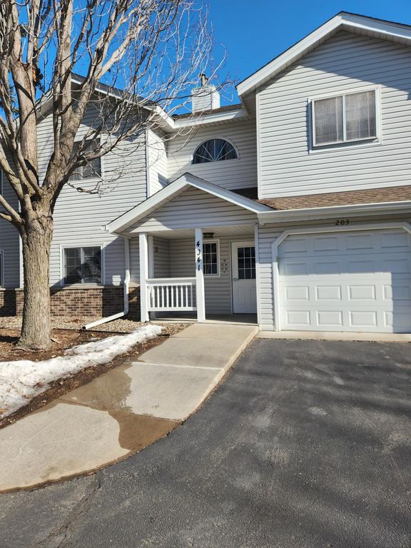 4041 Maureen Drive NE 103, Columbia Heights, MN 55421