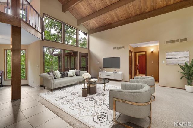 1509 Redbriar Drive, High Ridge, MO 63049