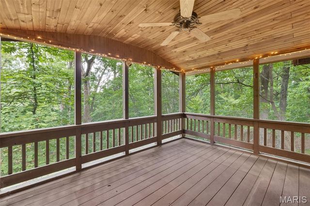 1509 Redbriar Drive, High Ridge, MO 63049
