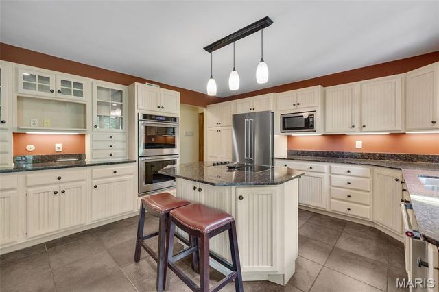 1509 Redbriar Drive, High Ridge, MO 63049