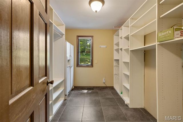1509 Redbriar Drive, High Ridge, MO 63049