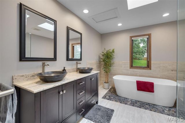 1509 Redbriar Drive, High Ridge, MO 63049