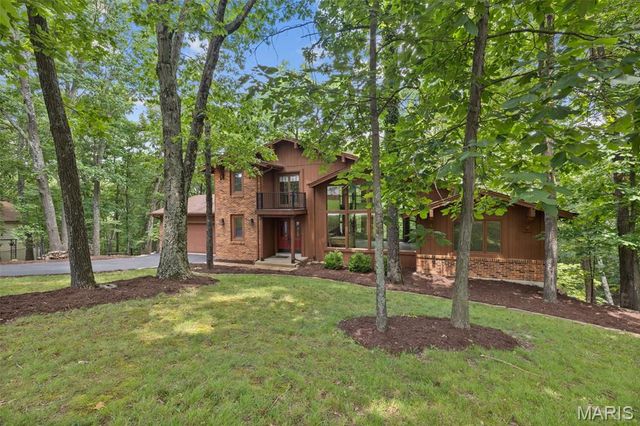 1509 Redbriar Drive, High Ridge, MO 63049