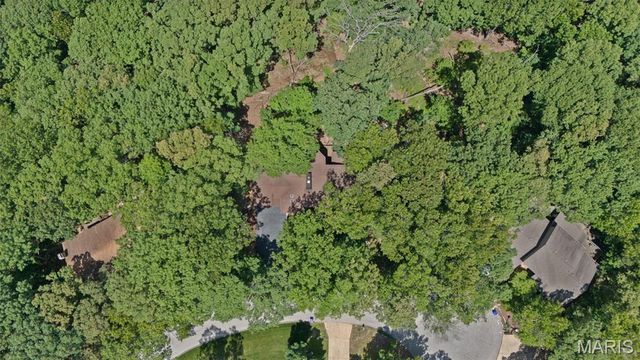 1509 Redbriar Drive, High Ridge, MO 63049