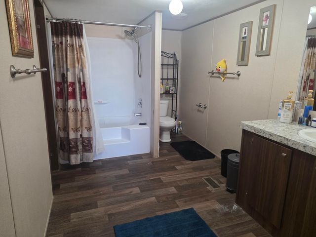 147 Manzano View Road, Los Lunas, NM 87031