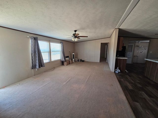 147 Manzano View Road, Los Lunas, NM 87031