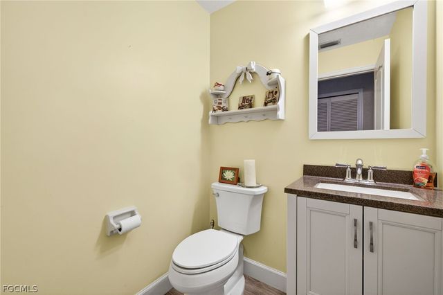 1631 SW 15th AVE, Cape Coral, FL 33991