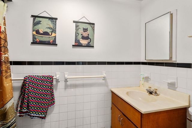 1138-1140 Plymouth Ave, Fall River, MA 02721
