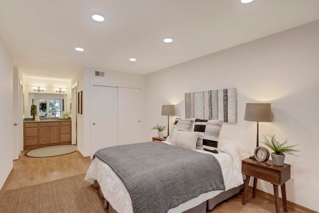 323 323 Monte Vista Ave 107, Oakland, CA 94611