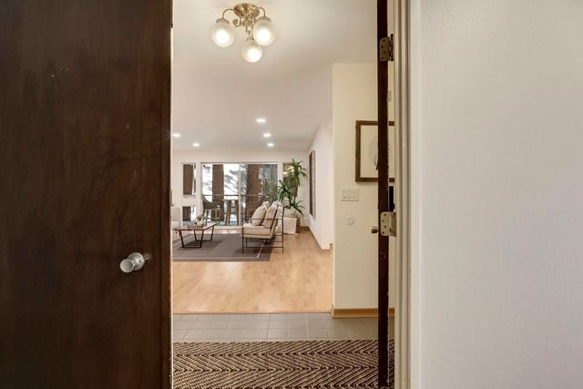 323 323 Monte Vista Ave 107, Oakland, CA 94611