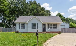 2107 Halligen Ct, Murfreesboro, TN 37127