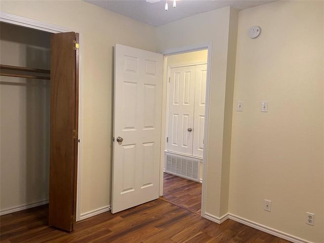 12800 Old San Antonio RD A, Manchaca, TX 78652