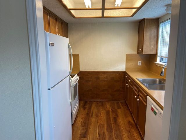 12800 Old San Antonio RD A, Manchaca, TX 78652