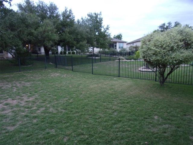 721 Independence Creek LN, Georgetown, TX 78633