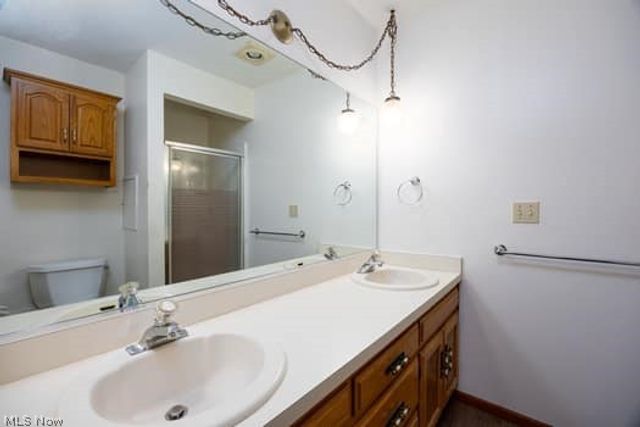 170 Sturbridge Drive, Medina, OH 44256