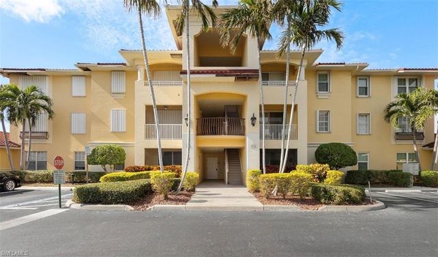 4520 Skyline BLVD 202, Cape Coral, FL 33914