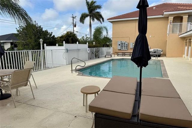 4520 Skyline BLVD 202, Cape Coral, FL 33914