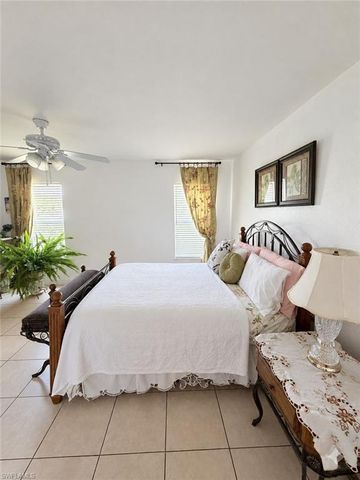4520 Skyline BLVD 202, Cape Coral, FL 33914