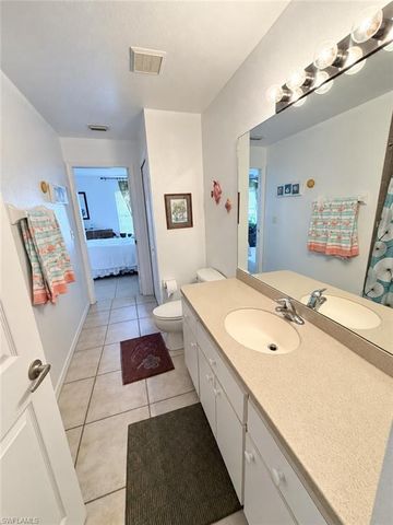 4520 Skyline BLVD 202, Cape Coral, FL 33914