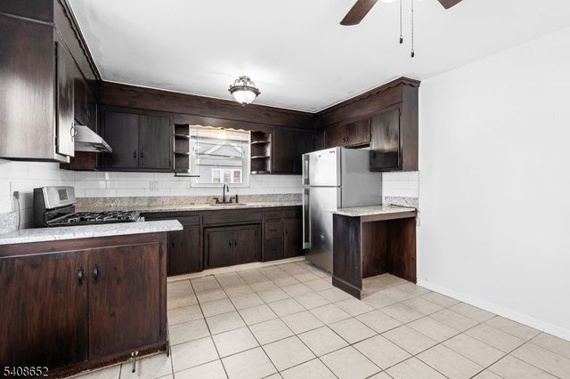 274 Greylock Pkwy, Belleville Twp., NJ 07109