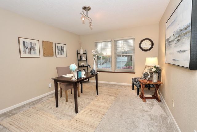 3802 Sweetwater Dr, Rocklin, CA 95677
