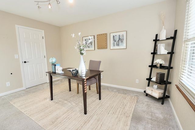 3802 Sweetwater Dr, Rocklin, CA 95677