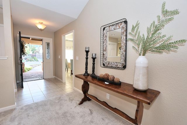 3802 Sweetwater Dr, Rocklin, CA 95677