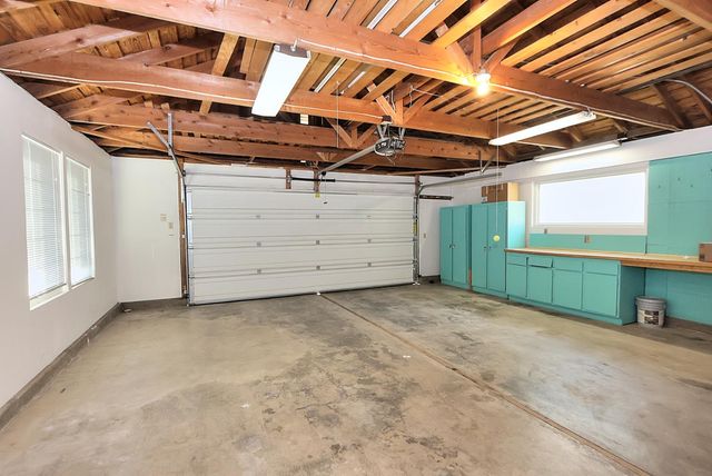 3802 Sweetwater Dr, Rocklin, CA 95677